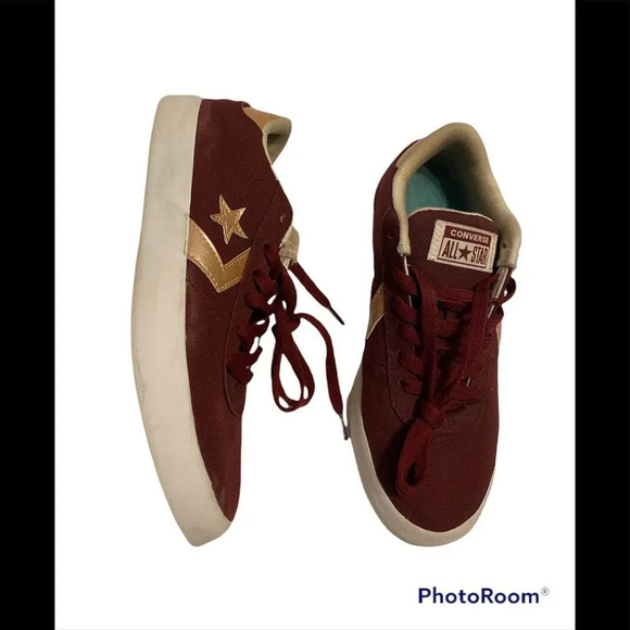 Rare Women’s Converse Star Player Maroon and Gold Canvas Sneakers Sz 7 - Picture 2 of 7
